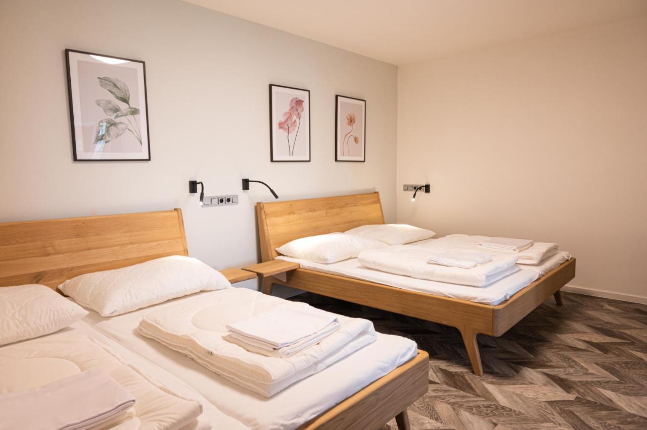Art Hostel & Apartments Dvůr Králové nad Labem المظهر الخارجي الصورة